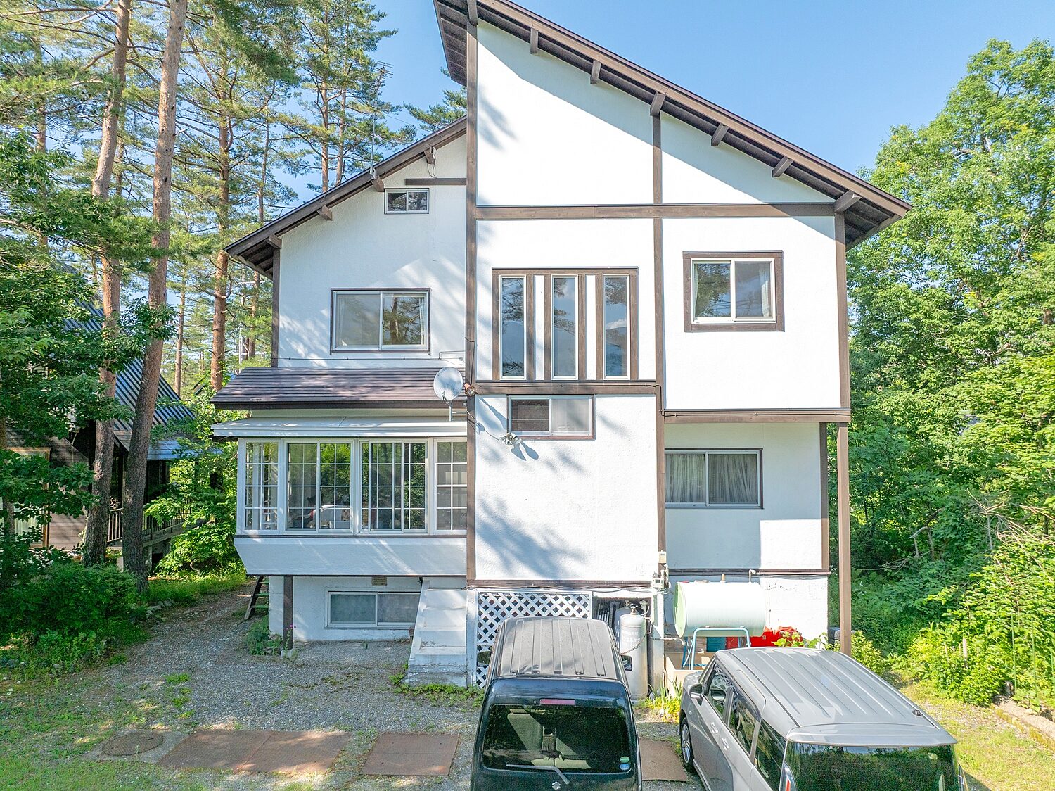 Hakuba Chalet Exterior